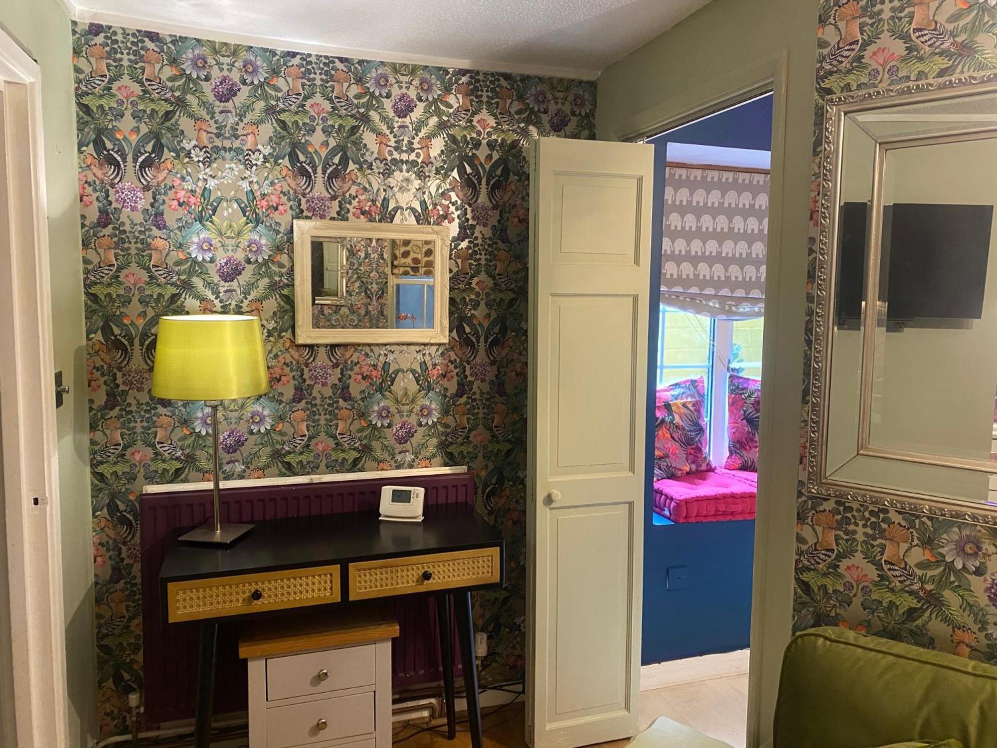 Quiet Lower Floor 2 Bed City Apartment With Private Patio Garden Bath Extérieur photo