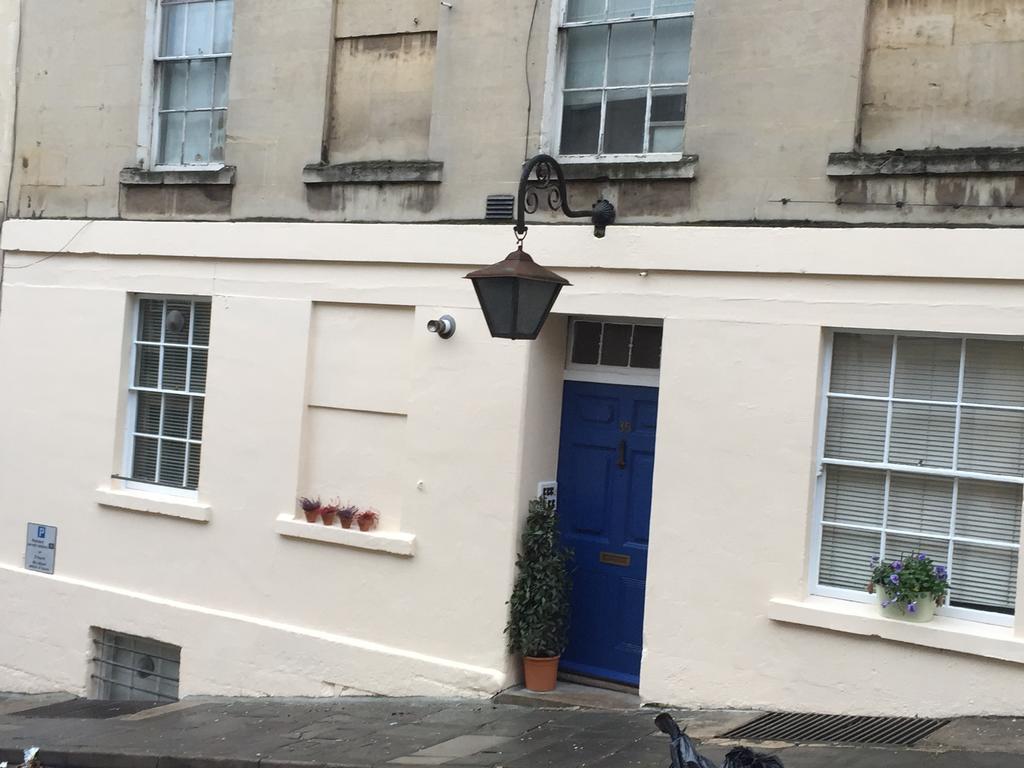 Quiet Lower Floor 2 Bed City Apartment With Private Patio Garden Bath Extérieur photo