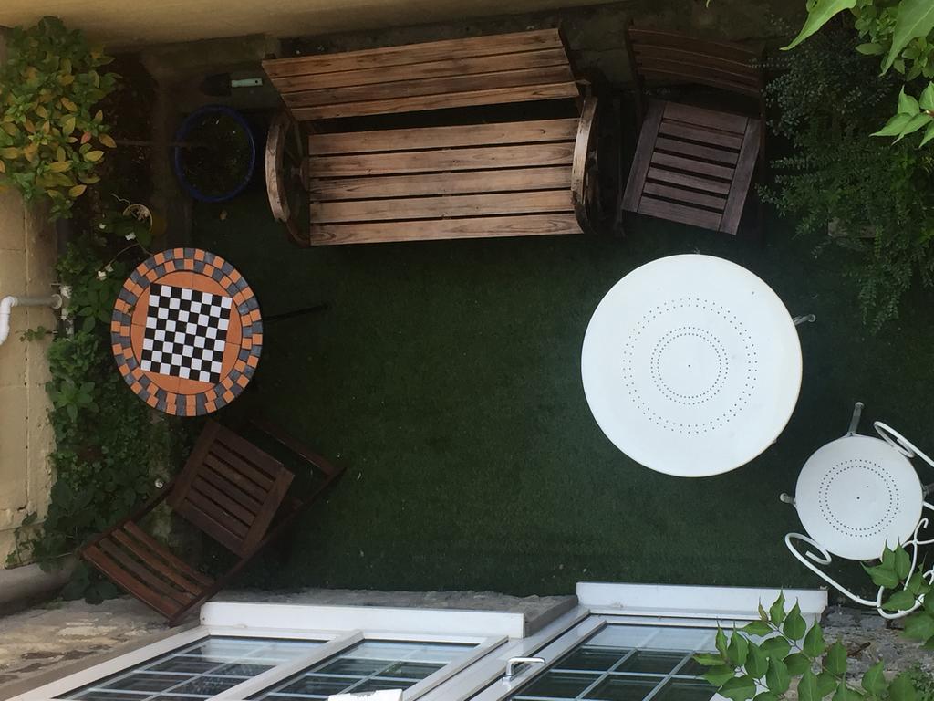 Quiet Lower Floor 2 Bed City Apartment With Private Patio Garden Bath Extérieur photo